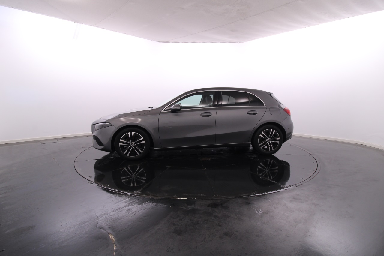 Mercedes-Benz Classe A - 200 Híbrido Gasolina 8 2024