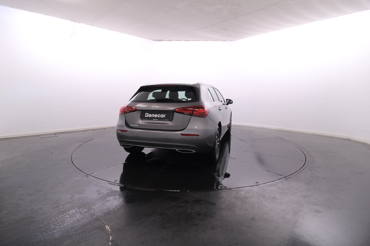 Mercedes-Benz Classe A - 200 Híbrido Gasolina 9 2024