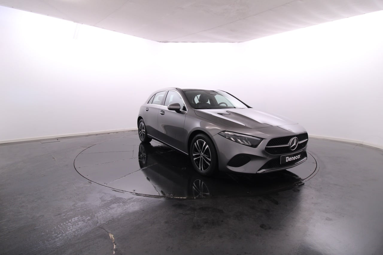 Mercedes-Benz Classe A - 200 Híbrido Gasolina 9 2024