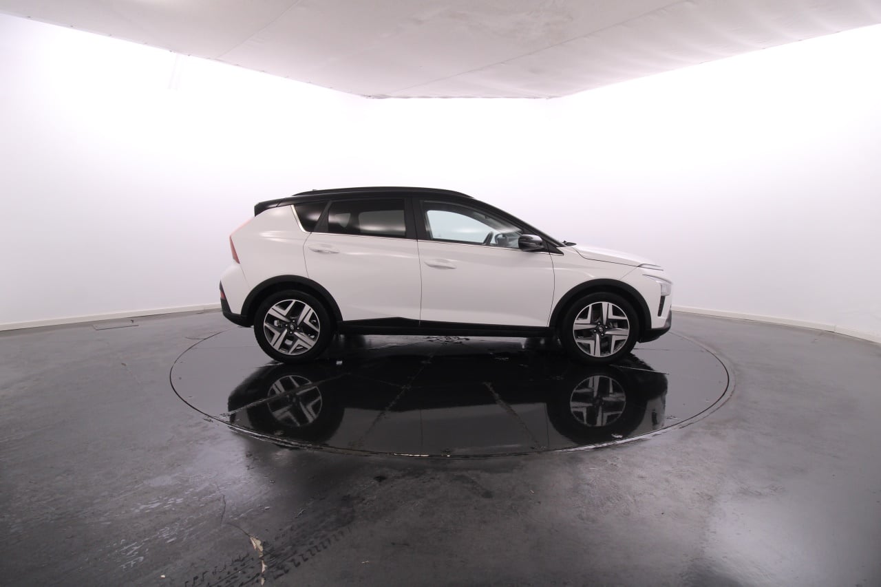 Hyundai Bayon Gasolina 4 2023