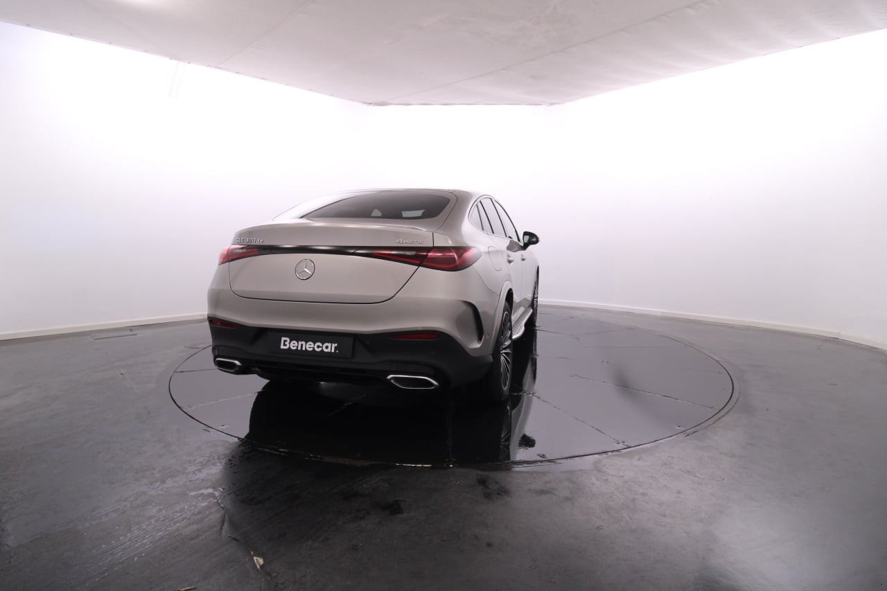 Mercedes-Benz Classe GLC - 300 Electric Diesel 8 2023