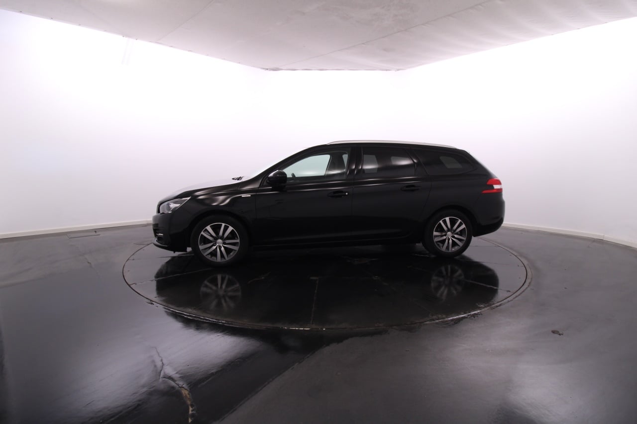 Peugeot 308 SW Diesel 11 2021