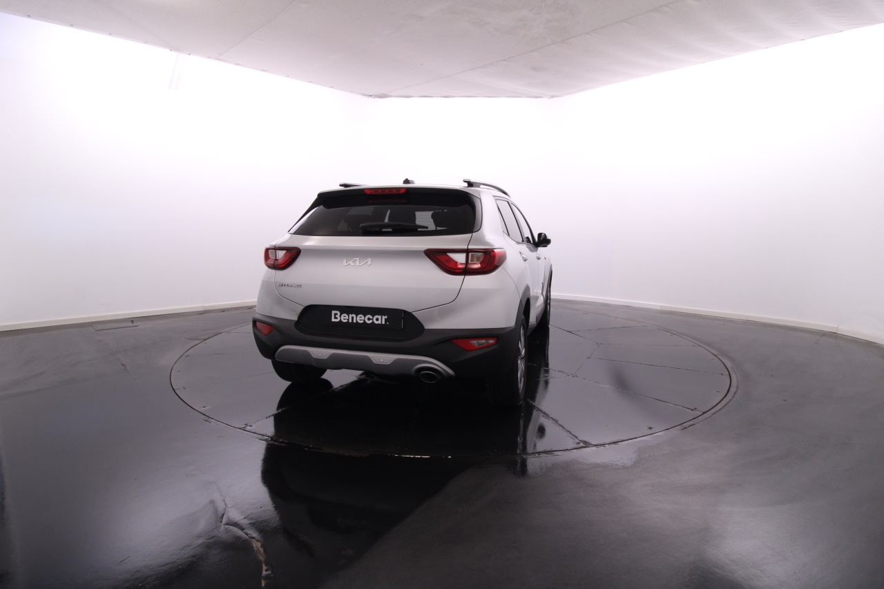 Kia Stonic Gasolina 6 2022