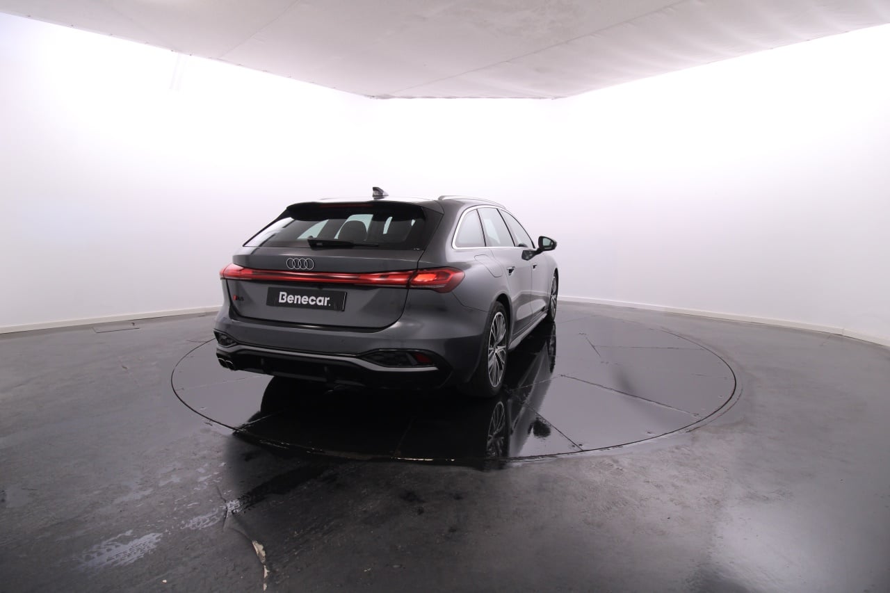 Audi A5 Avant Diesel Hybrid 10 2024