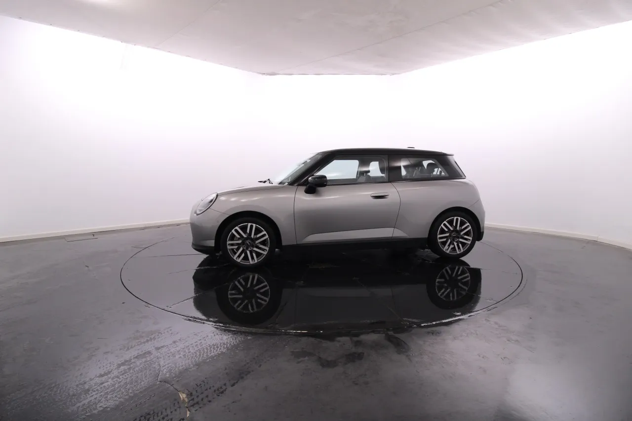 MINI Cooper Elétrico 7 2024