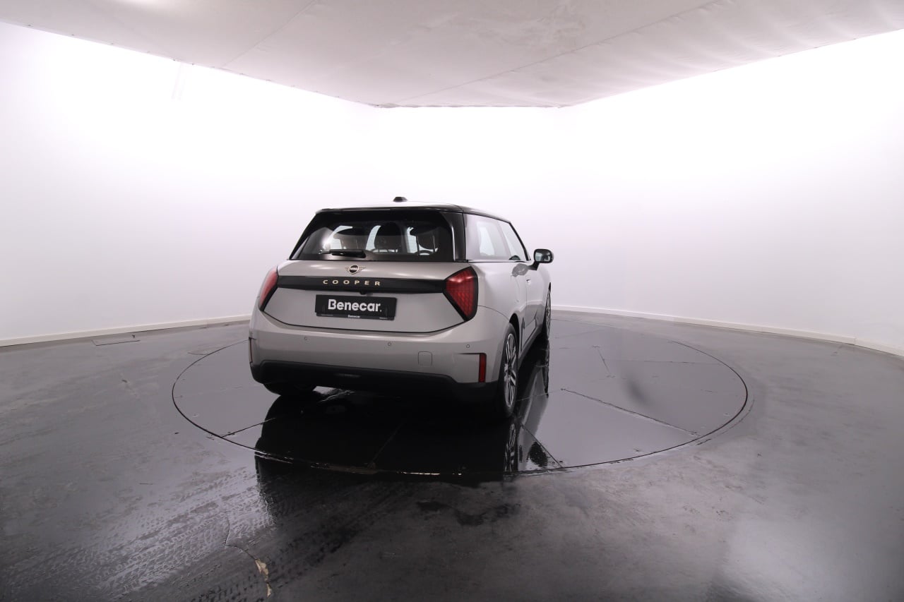 MINI Cooper Elétrico 7 2024