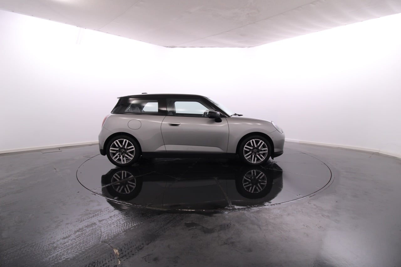 MINI Cooper Elétrico 7 2024