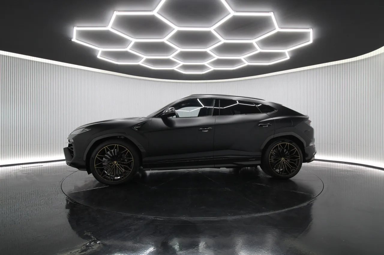 Lamborghini Urus Elétrico Gasolina 3 2026