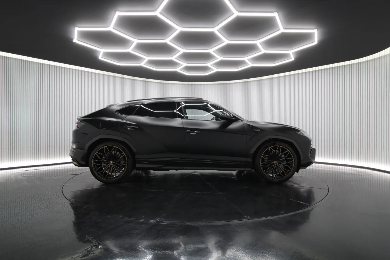 Lamborghini Urus Elétrico Gasolina 3 2026