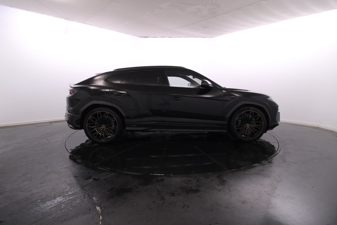 Lamborghini Urus Elétrico Gasolina 3 2026