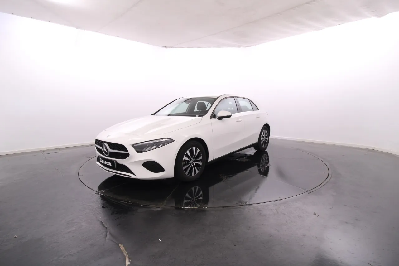 Mercedes-Benz Classe A - 200 Híbrido Gasolina 12 2024