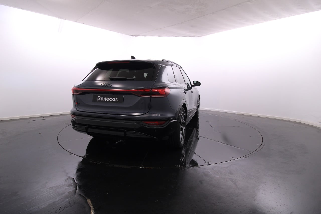 Audi Q6 e-tron Elétrico 10 2024