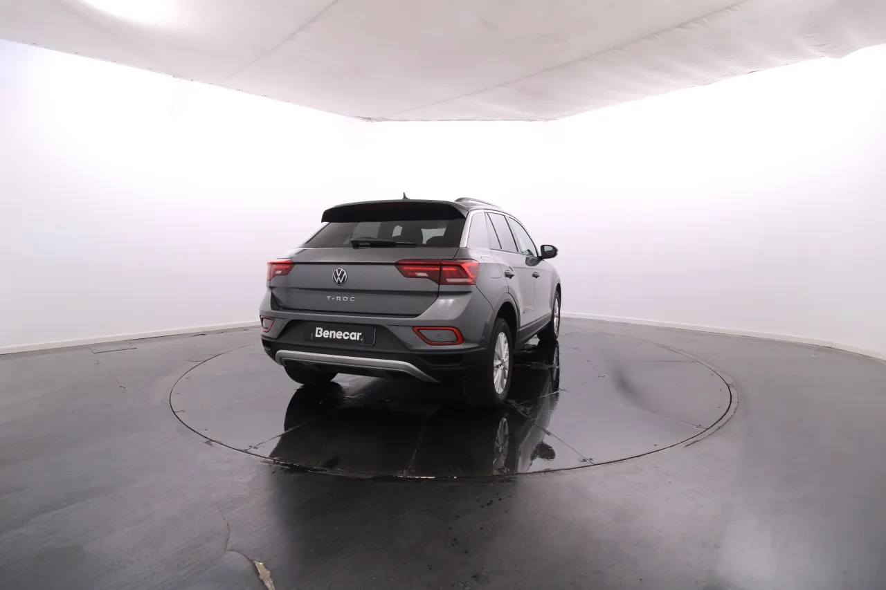 Volkswagen T-Roc Gasolina 5 2024