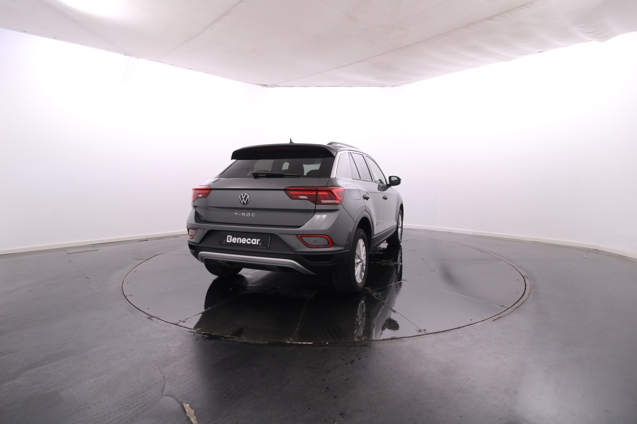 Volkswagen T-Roc Gasolina 5 2024