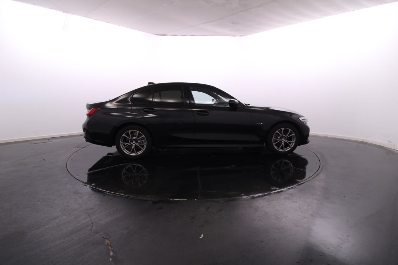 BMW Serie 3 - 320e Elétrico Gasolina 3 2022