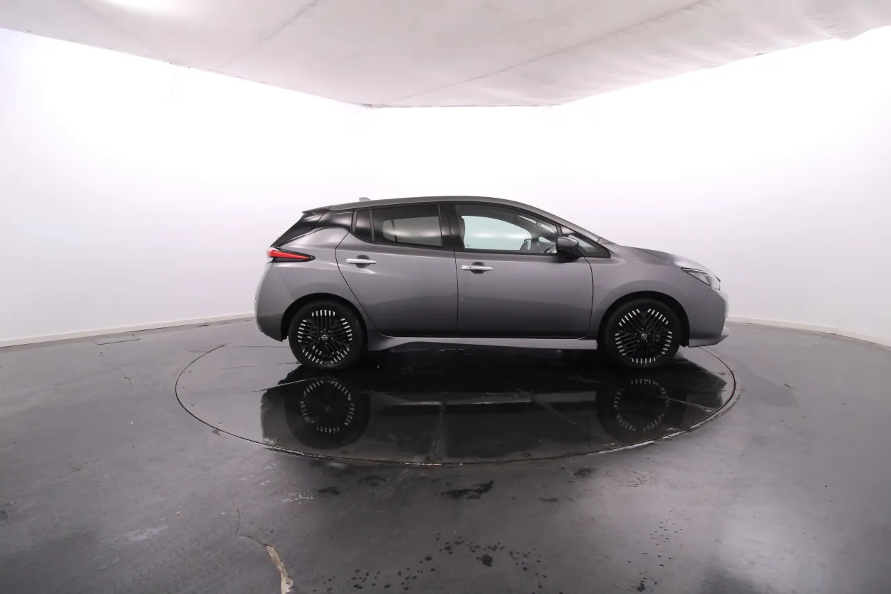 Nissan Leaf Elétrico 7 2024