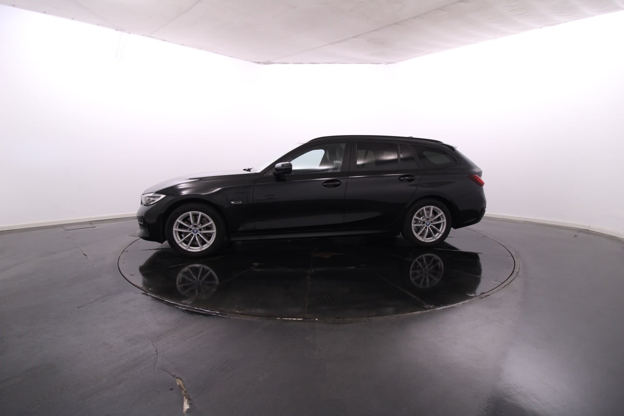 BMW Serie 3 - 320e Elétrico Gasolina 1 2022