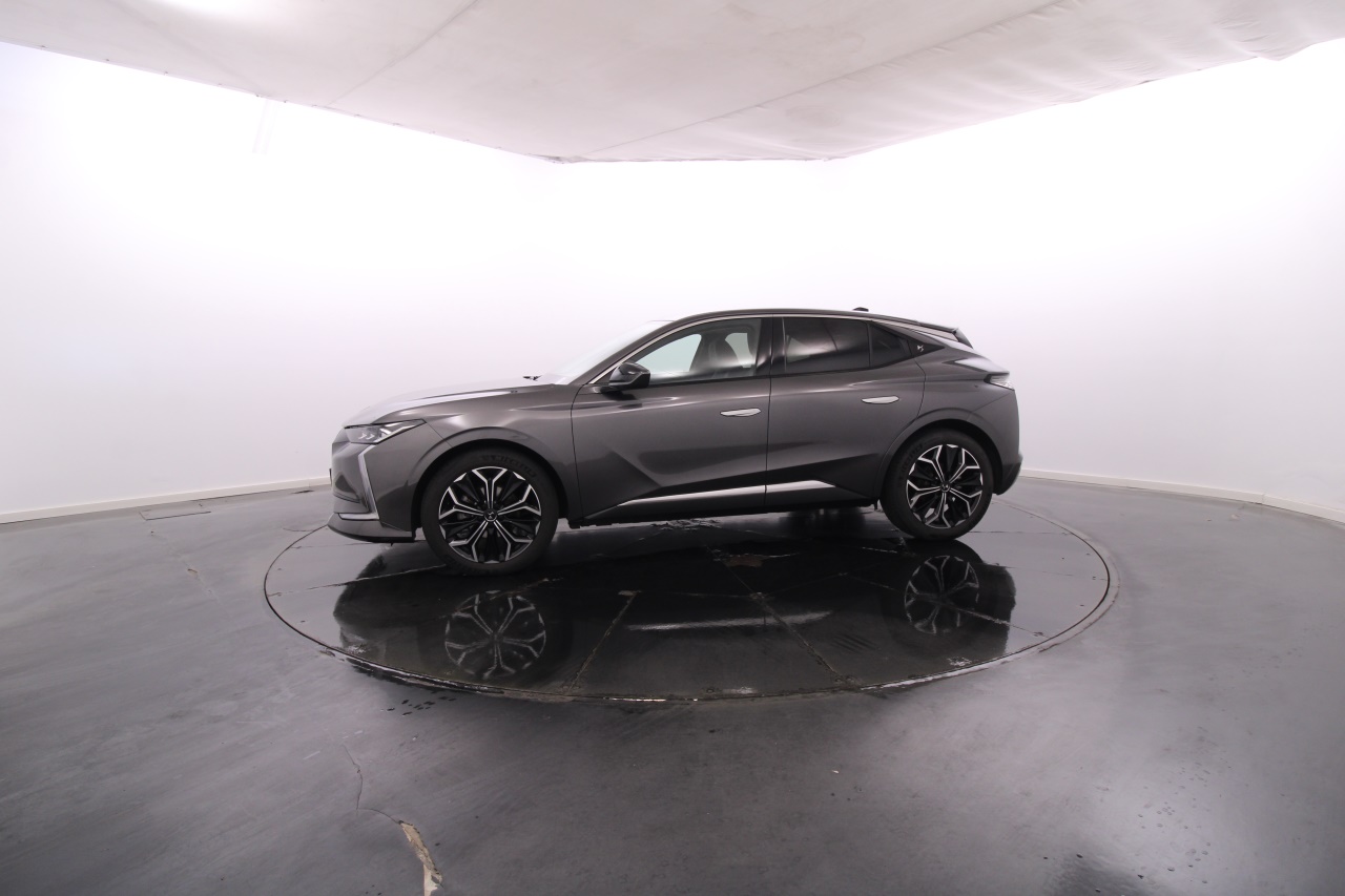DS DS4 Gasoline Hybrid 2 2025