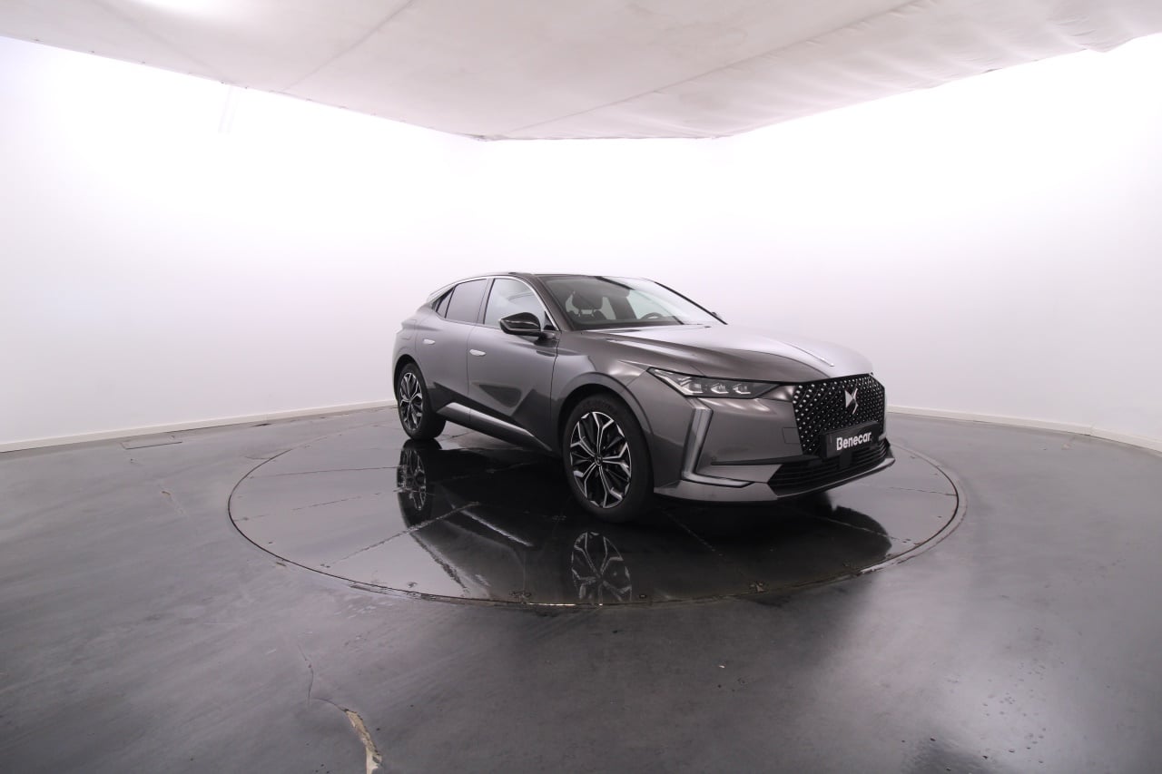 DS DS4 Gasoline Hybrid 2 2025
