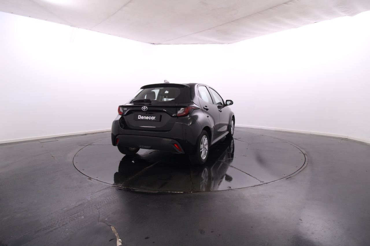 Toyota Yaris Gasolina 5 2021