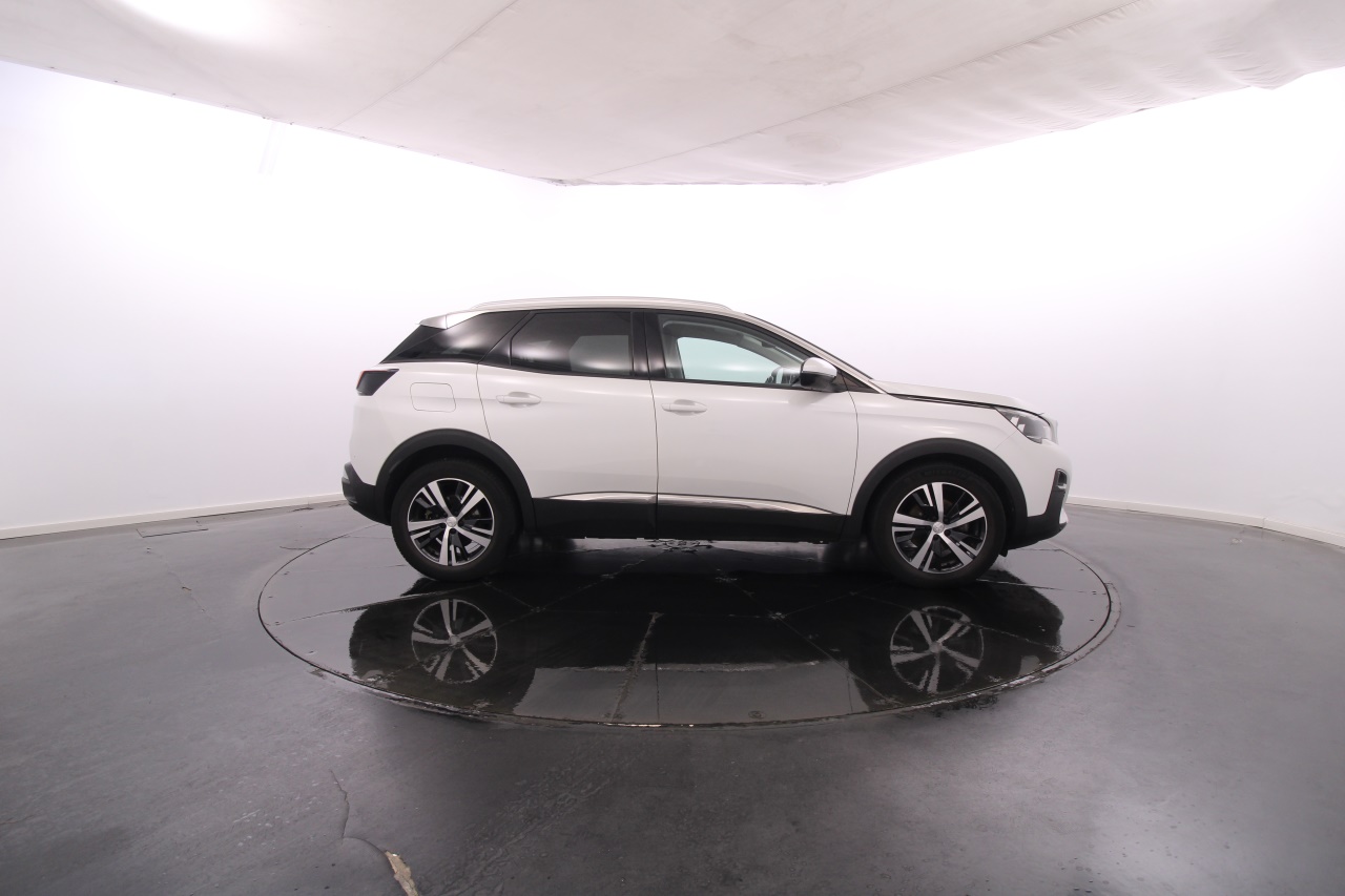 Peugeot 3008 Diesel 9 2019