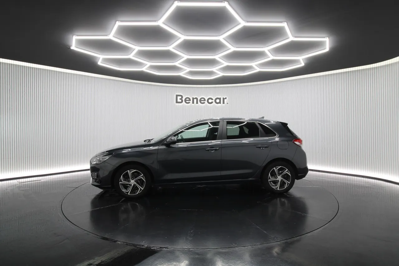 Hyundai i30 Gasoline 3 2024