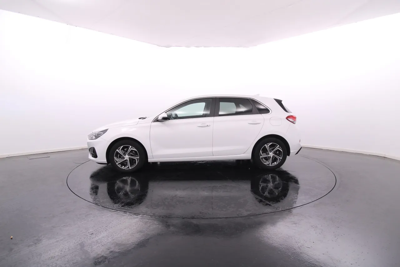 Hyundai i30 Gasoline 5 2024
