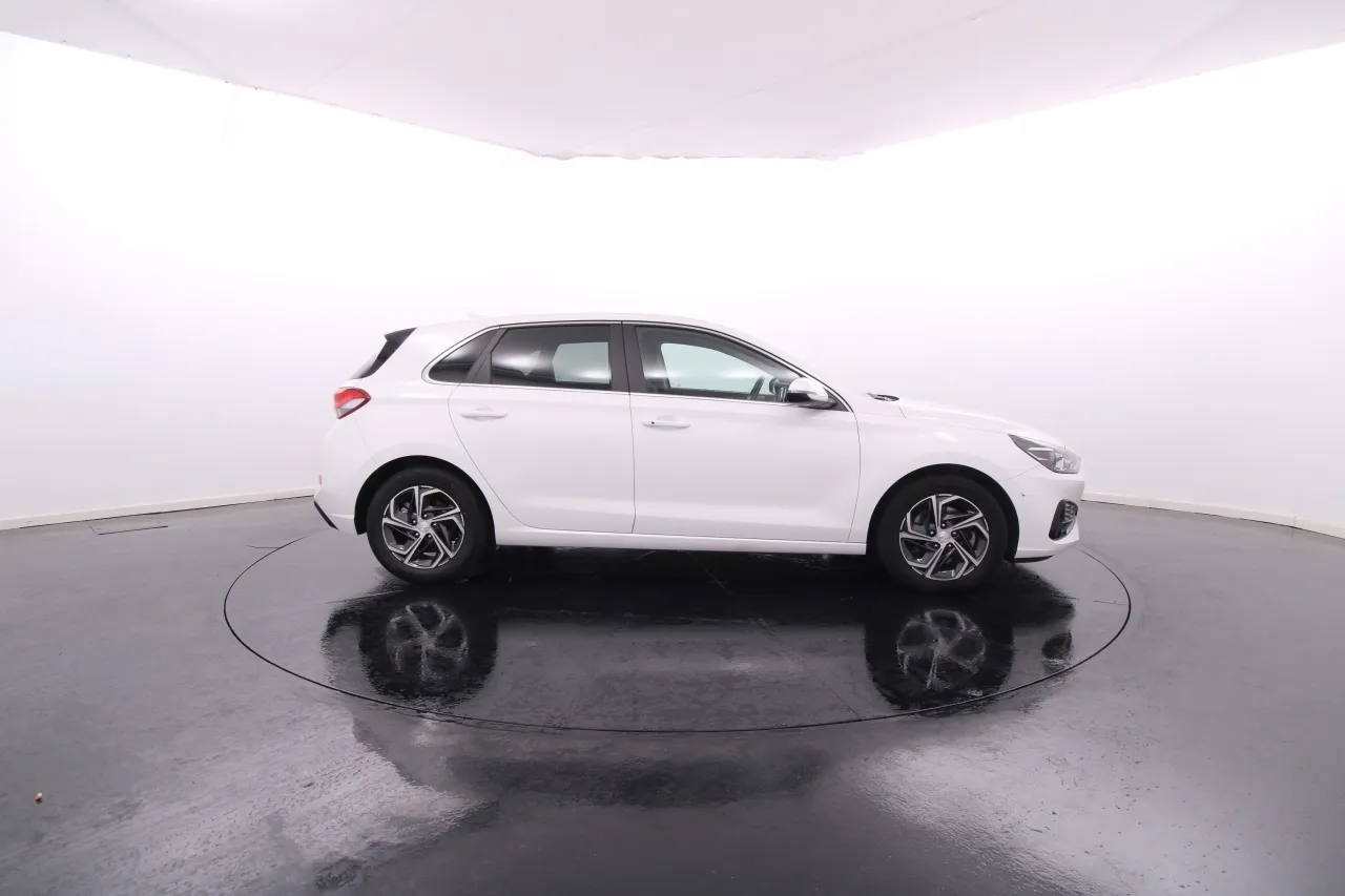 Hyundai i30 Gasoline 5 2024