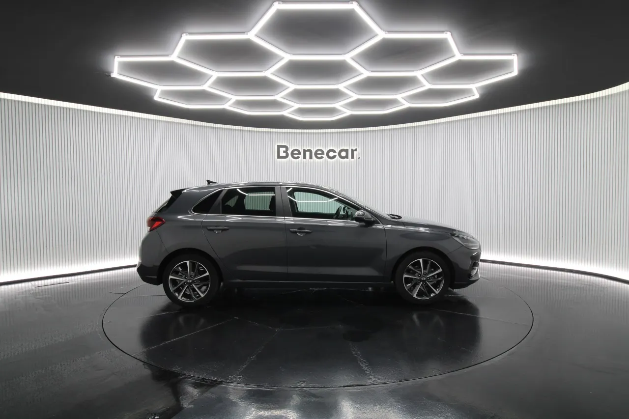 Hyundai i30 Gasoline 11 2024