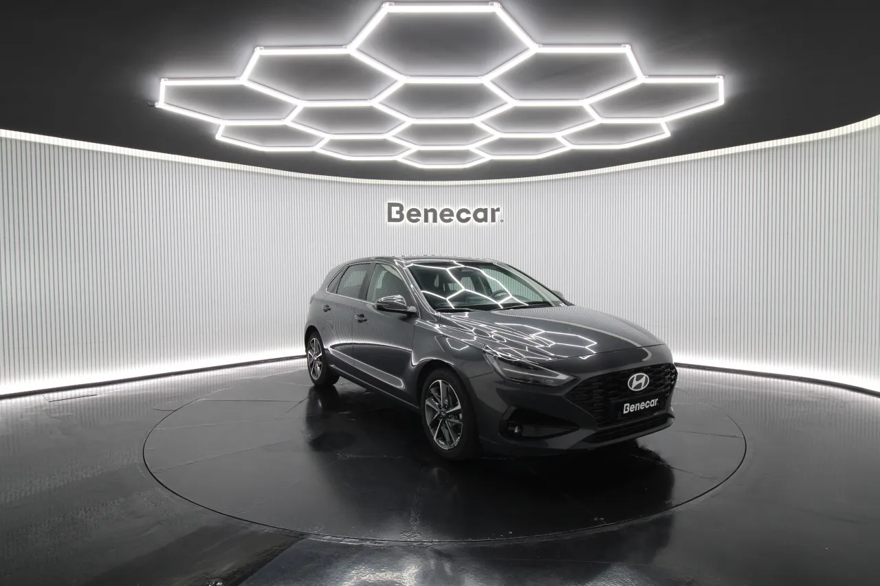 Hyundai i30 Gasoline 11 2024