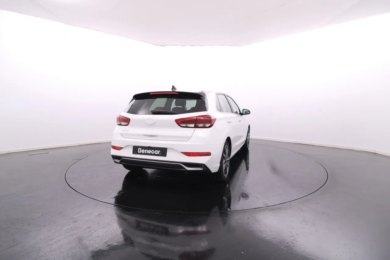 Hyundai i30 Gasolina 11 2024