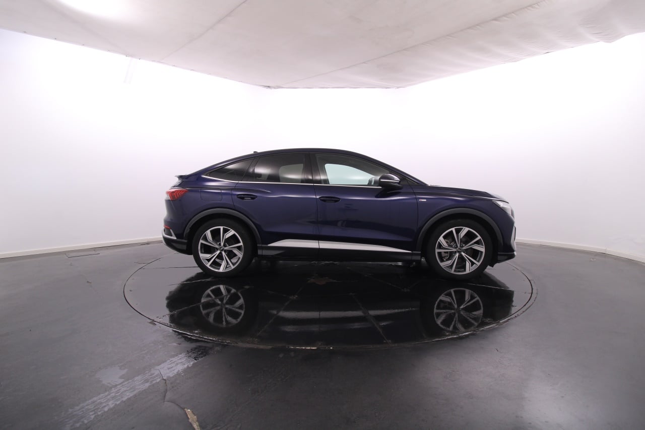 Audi Q4 Sportback e-tron Electric 3 2024