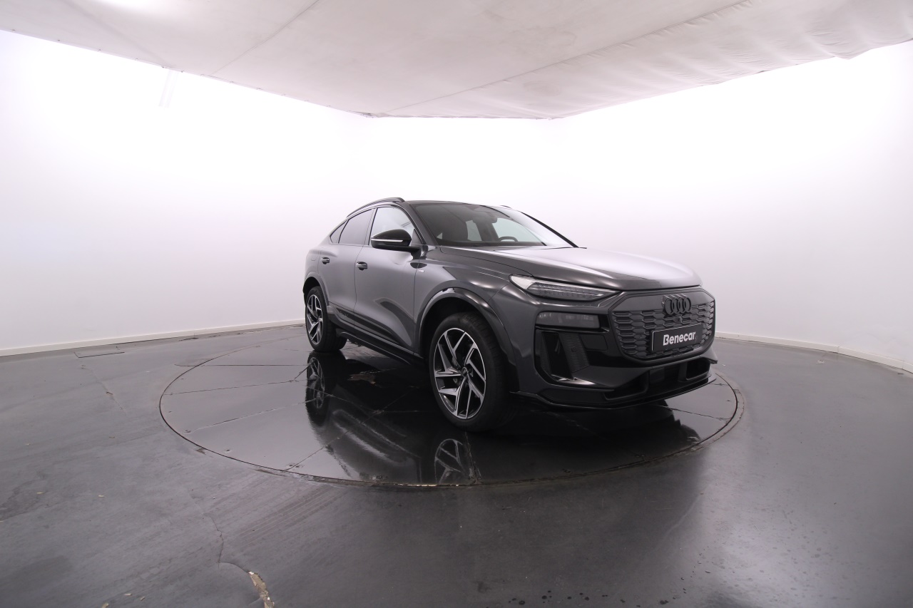 Audi Q6 Sportback e-tron Elétrico 6 2025