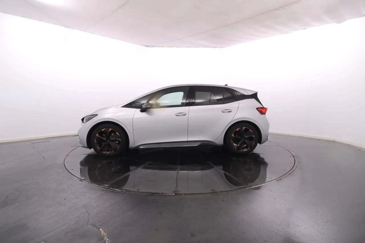 Cupra Born Elétrico 6 2024