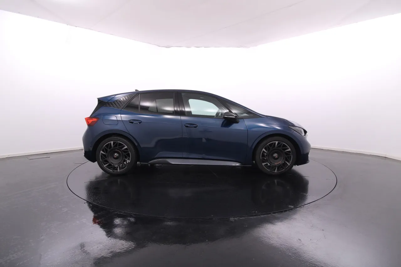 Cupra Born Elétrico 10 2025