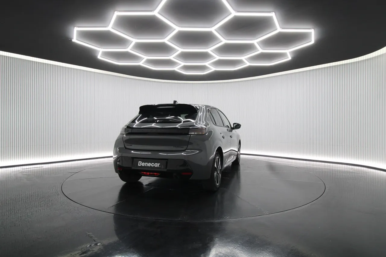 Peugeot 208 Gasoline Hybrid 2 2025