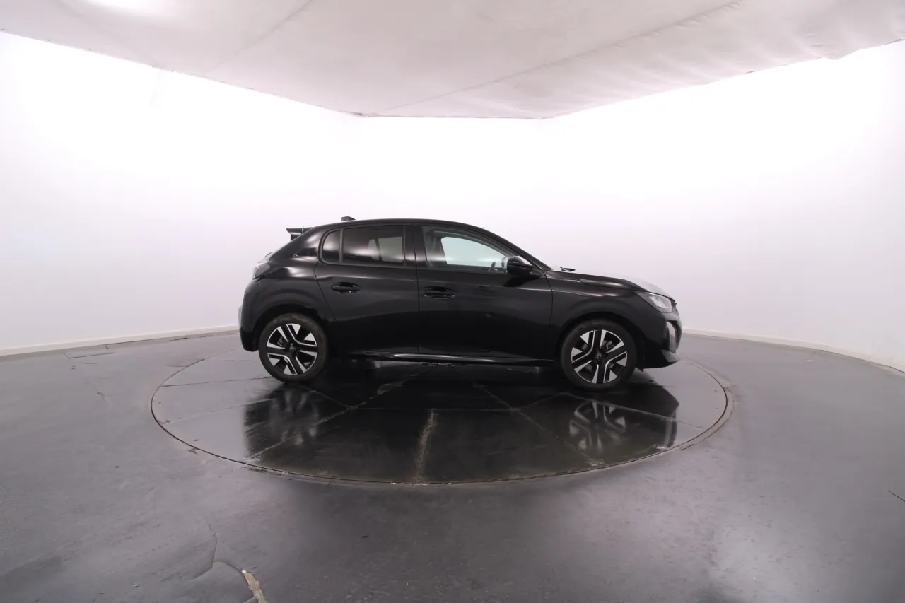 Peugeot 208 Híbrido Gasolina 3 2025