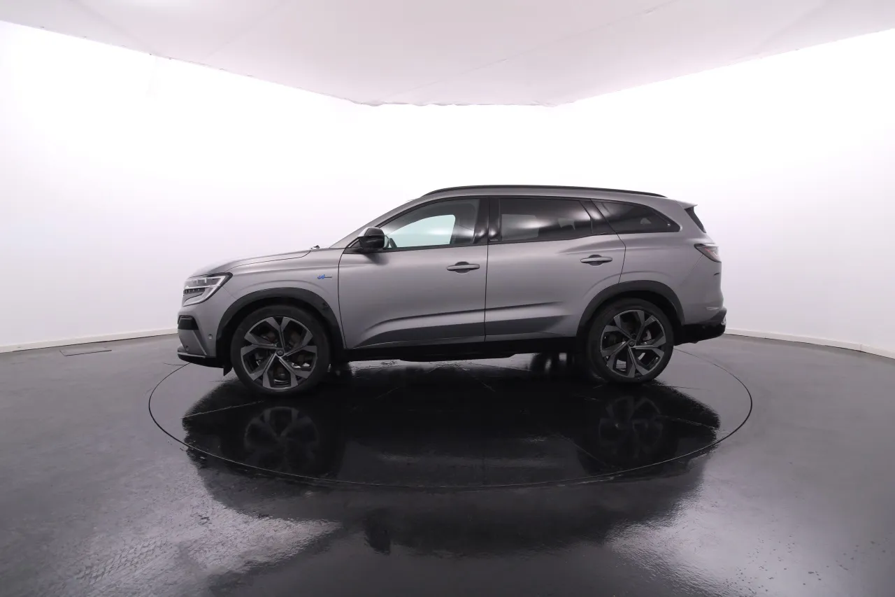 Renault Espace Gasoline Hybrid 6 2023