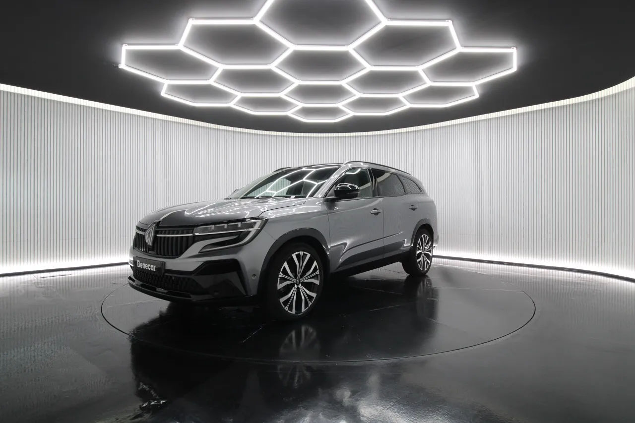 Renault Espace Gasoline Hybrid 1 2024