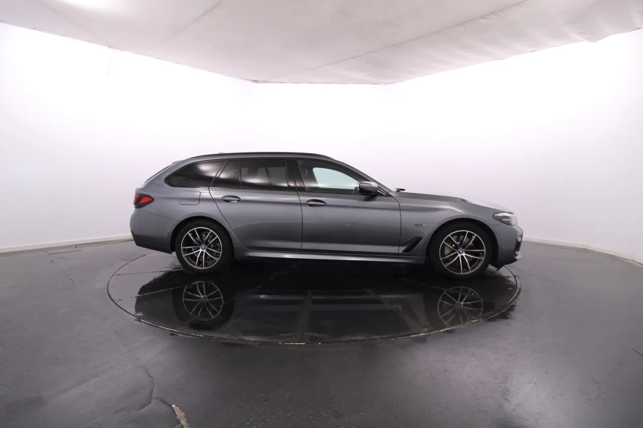 BMW Serie 5 - 520e Electric Gasoline 1 2022