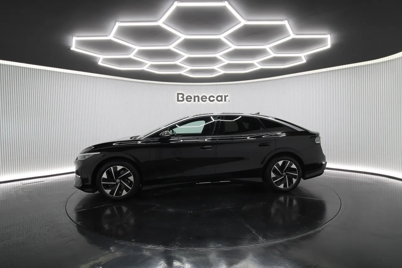 Volkswagen ID 7 Electric 4 2025