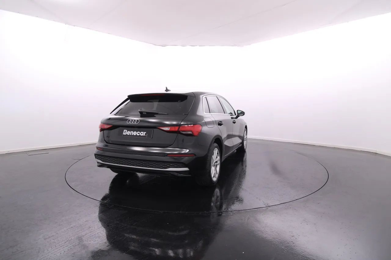 Audi A3 Sportback Híbrido Gasolina 3 2025
