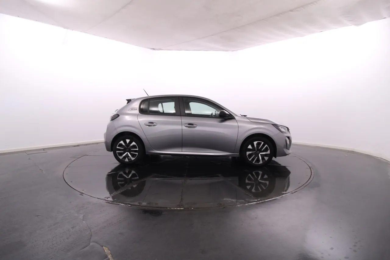 Peugeot e-208 Elétrico 3 2025