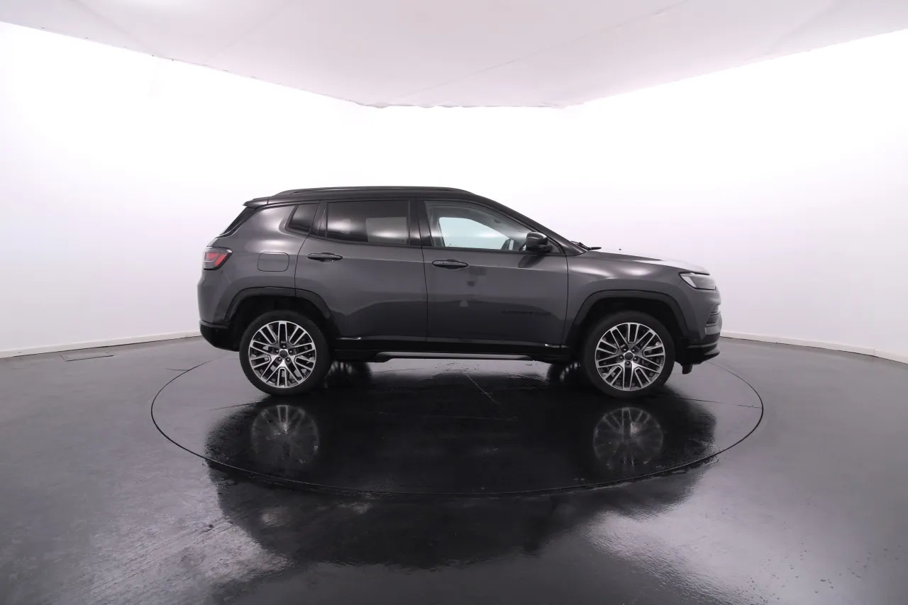 Jeep Compass Elétrico Gasolina 6 2024