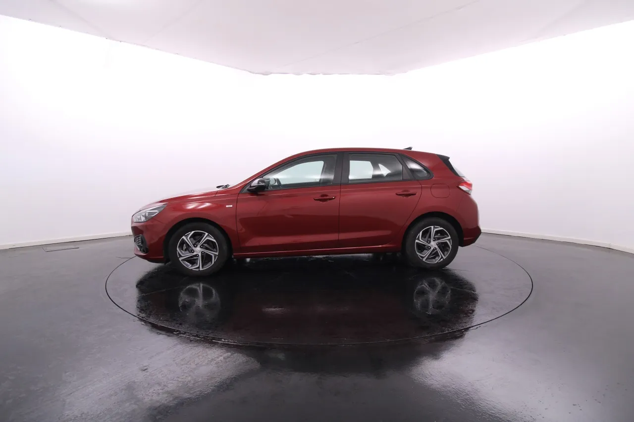 Hyundai i30 Gasoline Hybrid 6 2021