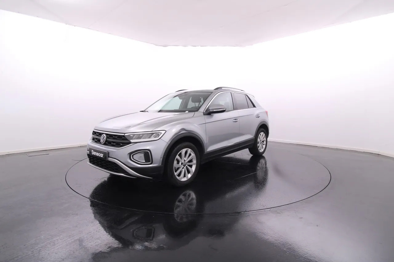 Volkswagen T-Roc Gasoline 2 2025