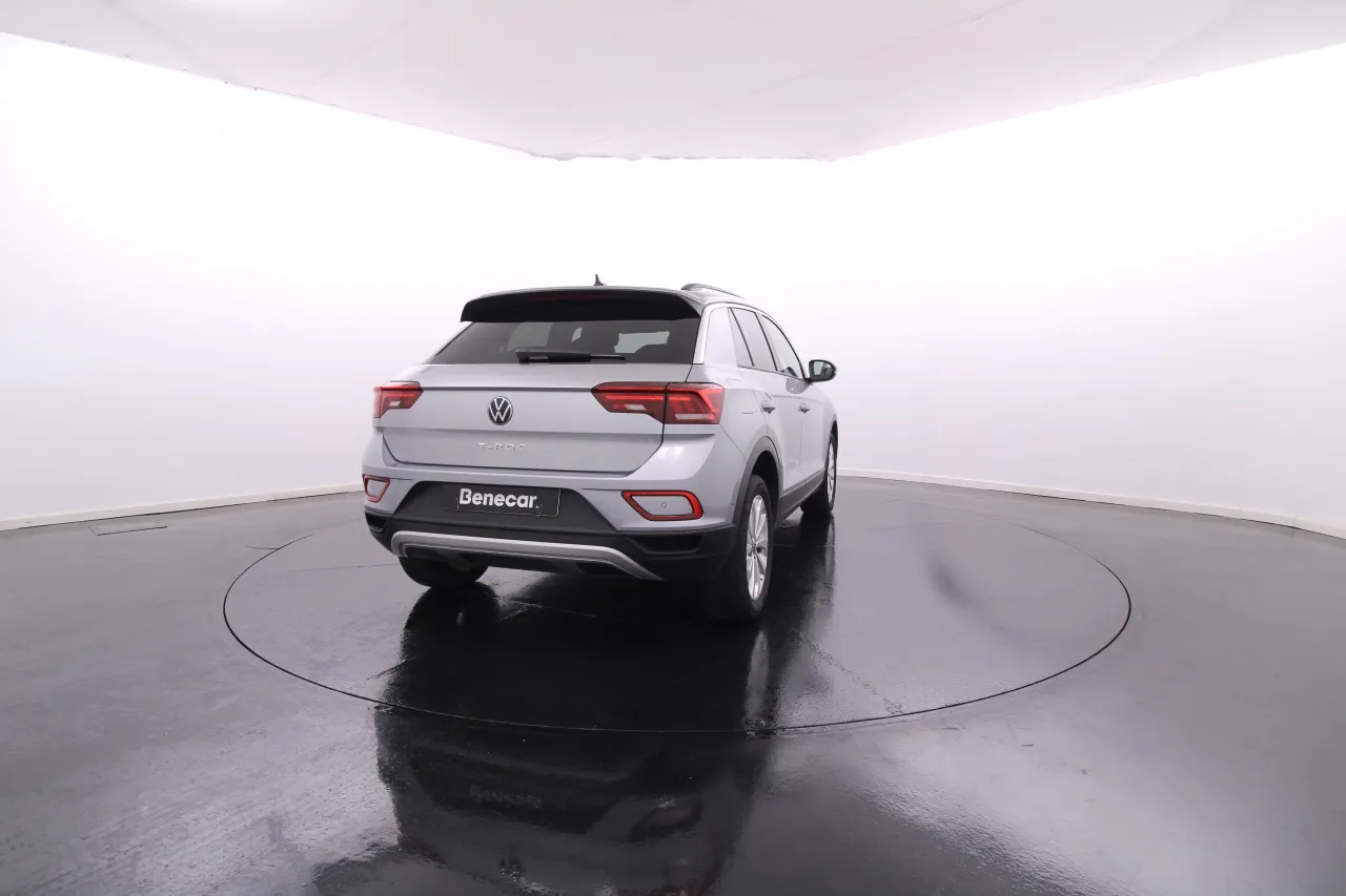 Volkswagen T-Roc Gasolina 2 2025