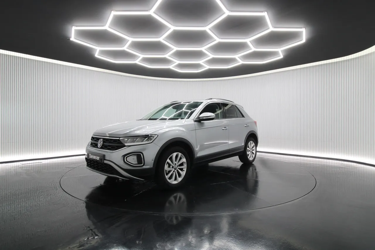 Volkswagen T-Roc Gasolina 3 2025