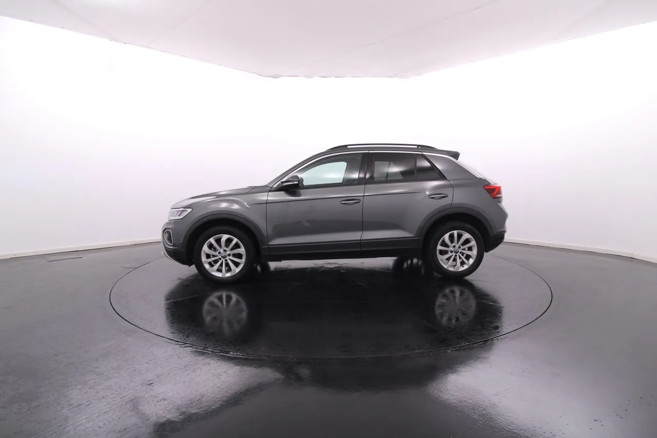 Volkswagen T-Roc Gasolina 3 2025