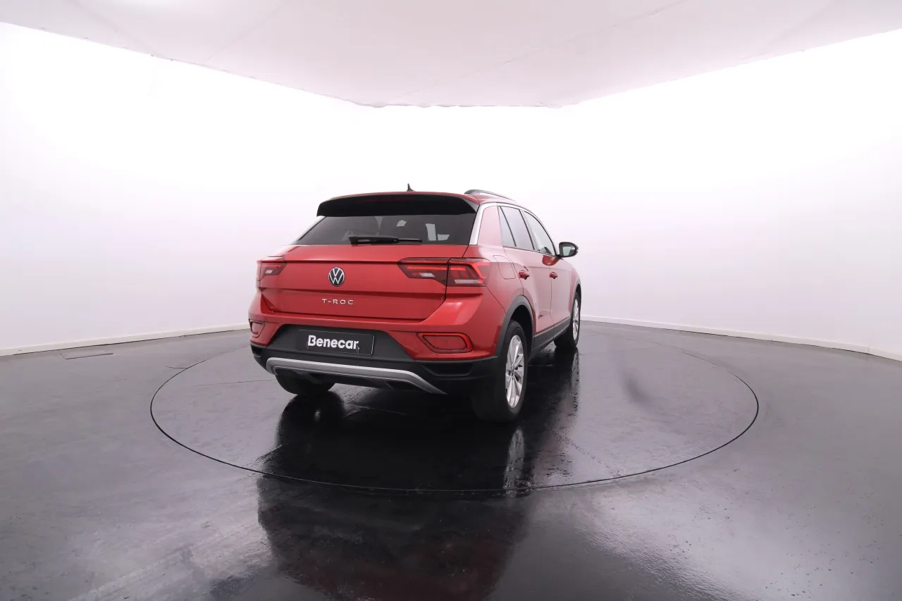 Volkswagen T-Roc Gasolina 3 2025